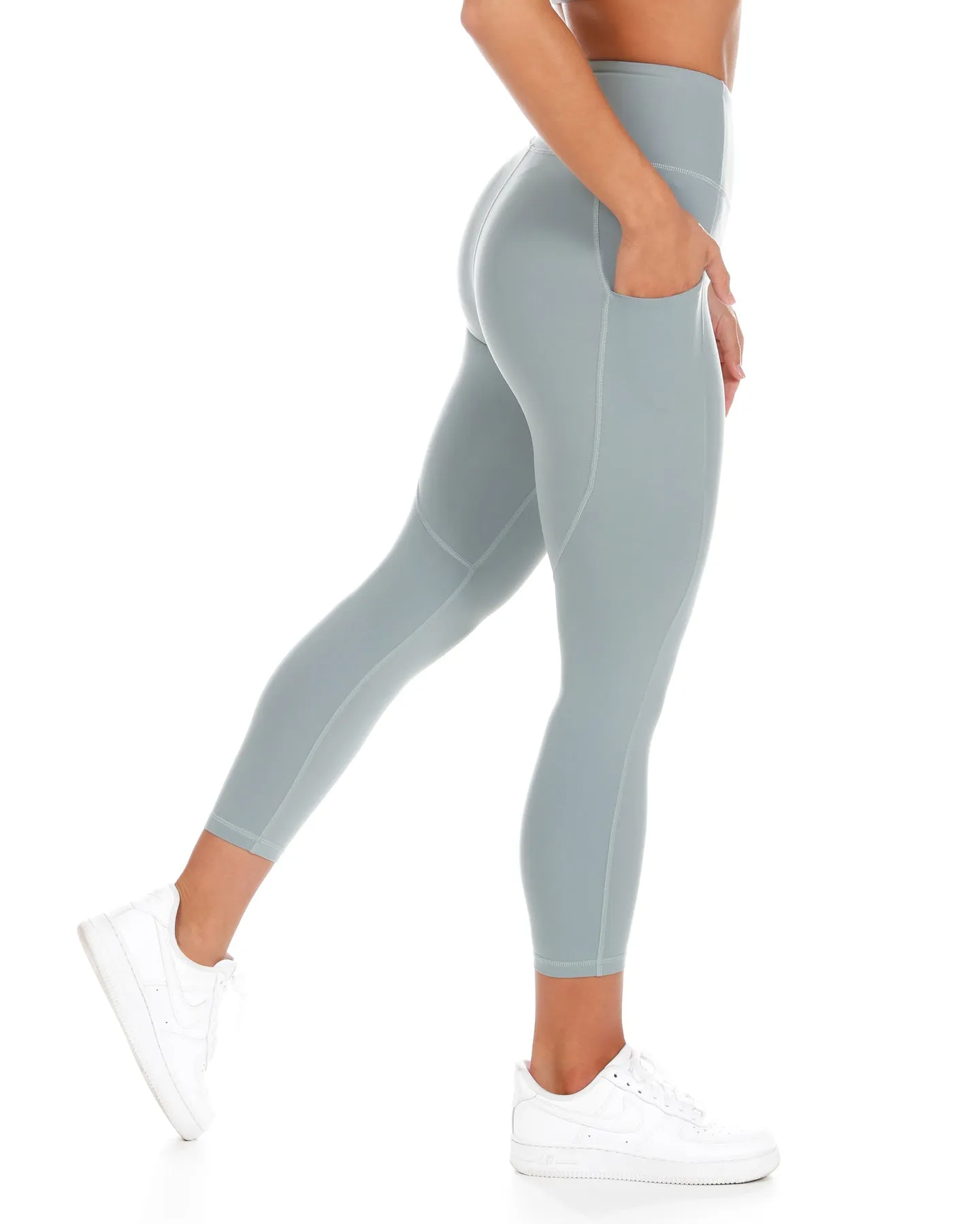 7/8 Aura Ascend Leggings - Pale Sage