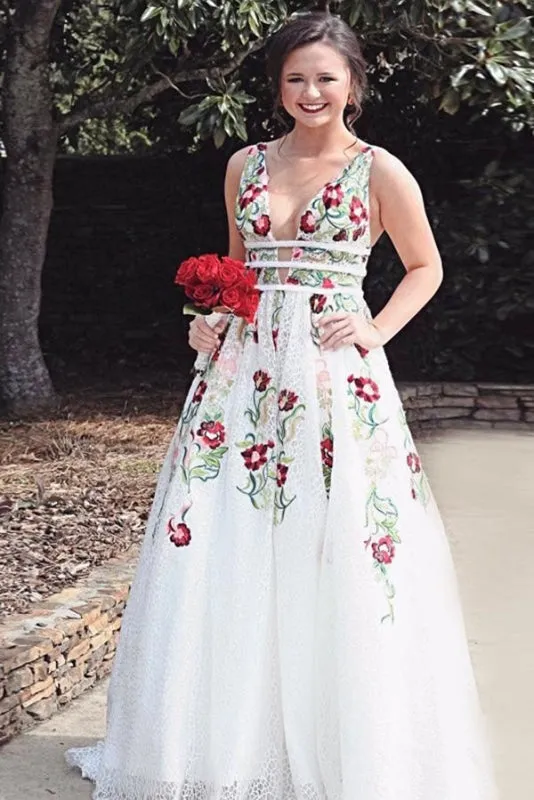 A Line V Neck Ivory Lace Prom Flowers Long Evening Dresses with Appliques