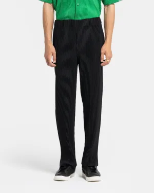 Basic Pleated Trouser in Black