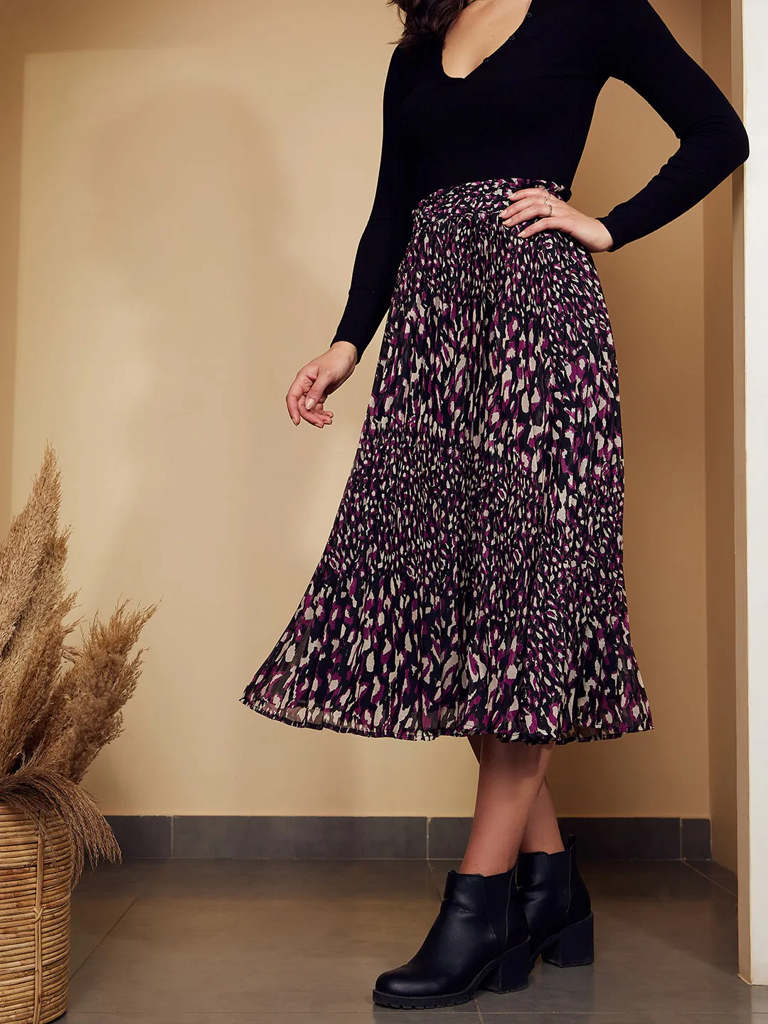 Berrylush Women Black & Purple Animal Printed High-Rise Waist Slip-On Pleated A-Line Midi Skirt