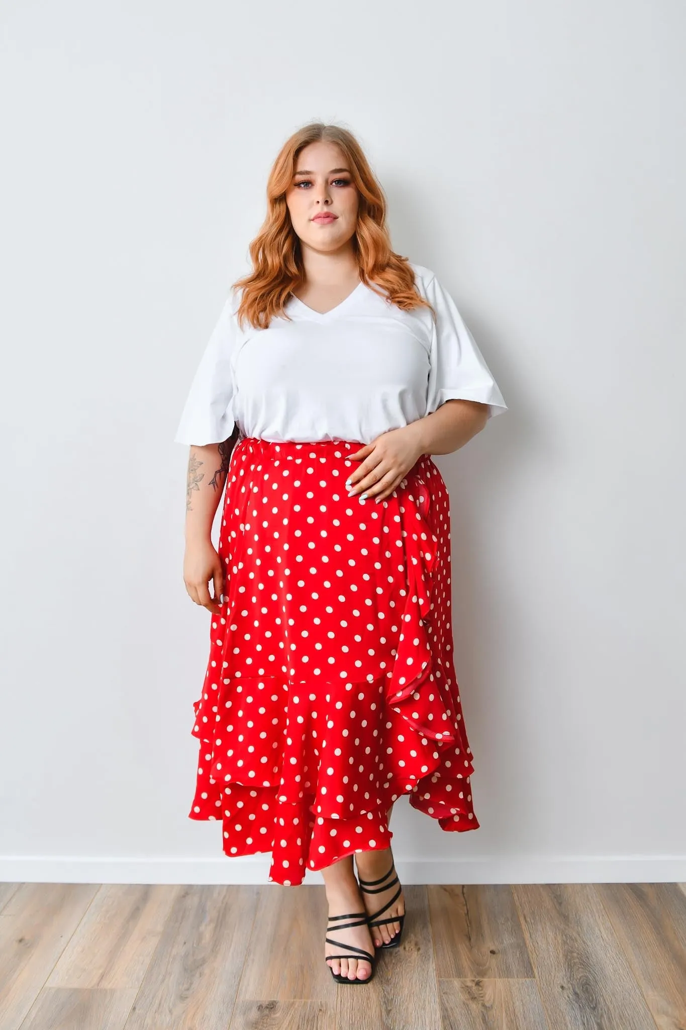 Chi chi - Red Polkadot short skirt