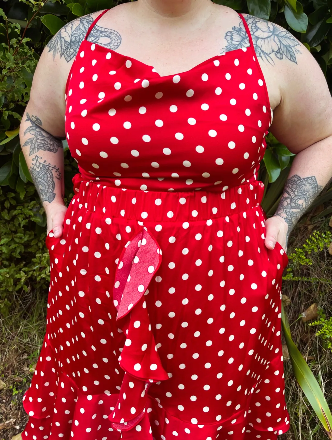 Chi chi - Red Polkadot short skirt