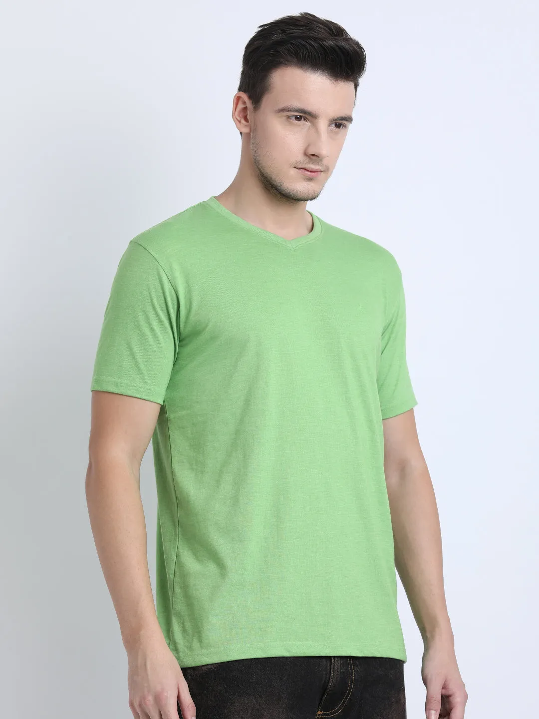 JDC Men's Green Solid T.shirt