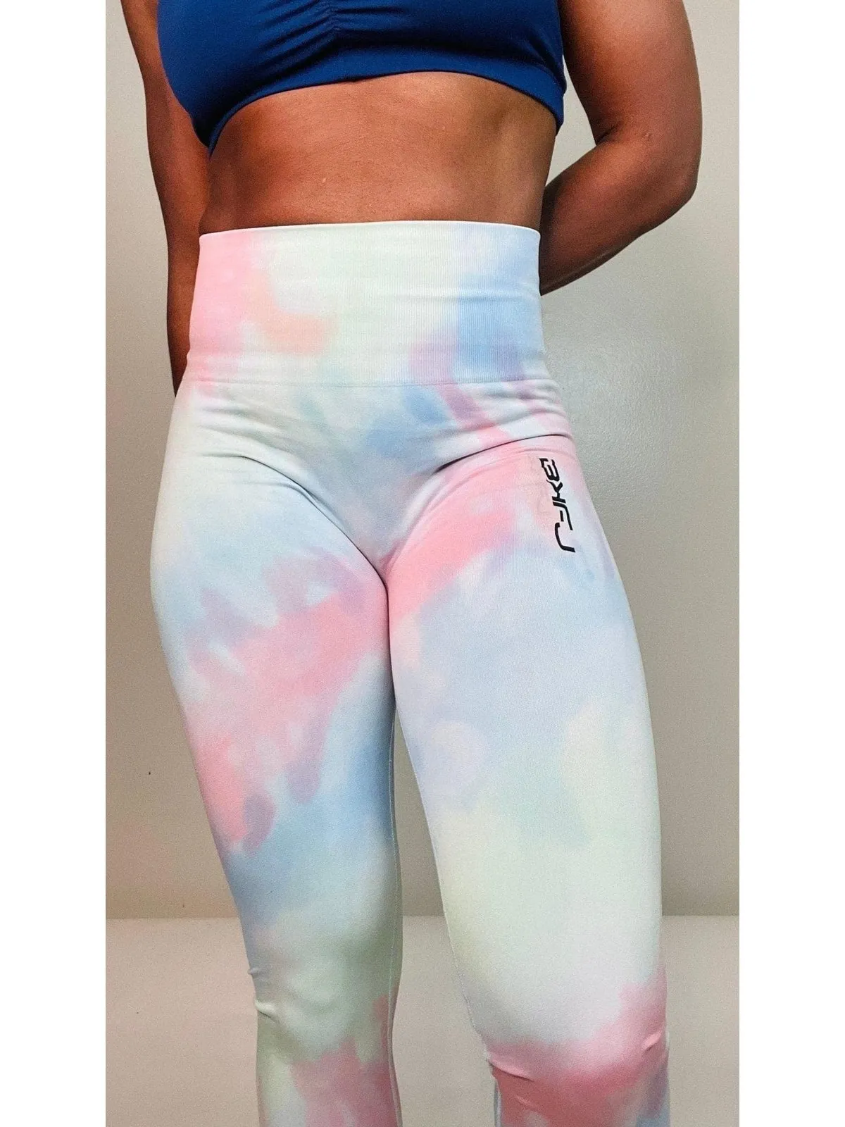 Tie-Dye Scrunch Butt Leggings