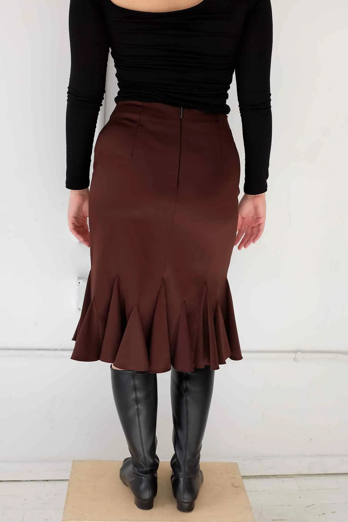 VINTAGE Y2K chocolate fishtail midi skirt - M